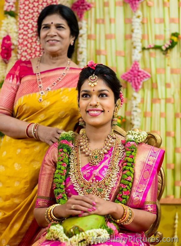 sreeja wedding jewellery for pelli kuthuru function