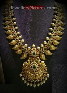 Royal Antique MangaMala - Jewellery Designs