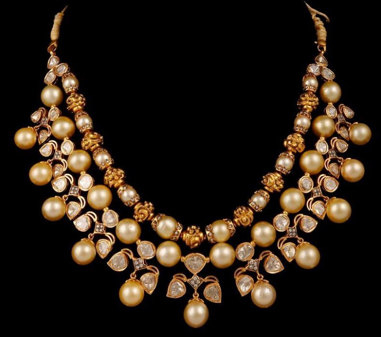 Polki Diamonds Necklace with South-sea Pearls - Jewellery Designs